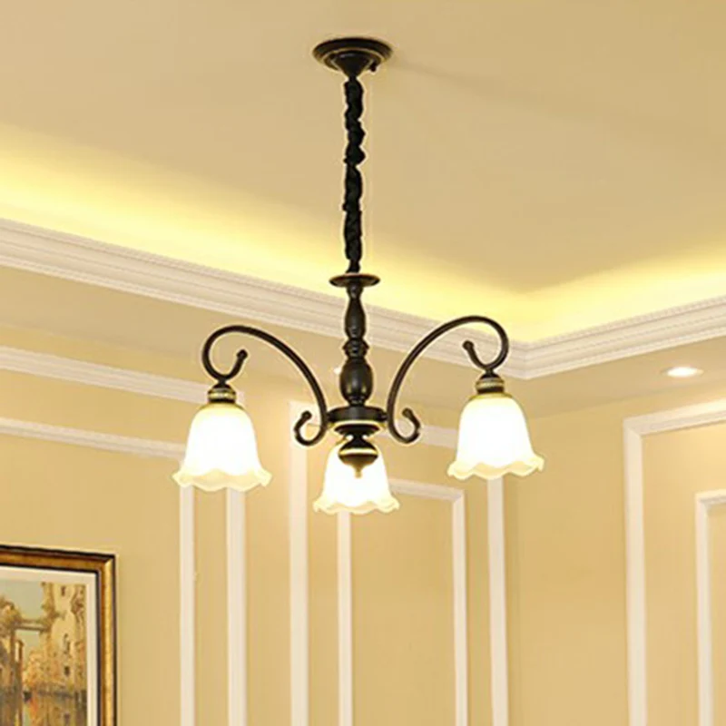 Lampadario sospensione con paralume rustico campana, lampadario vetro bianco con finiture volant per sala da pranzo