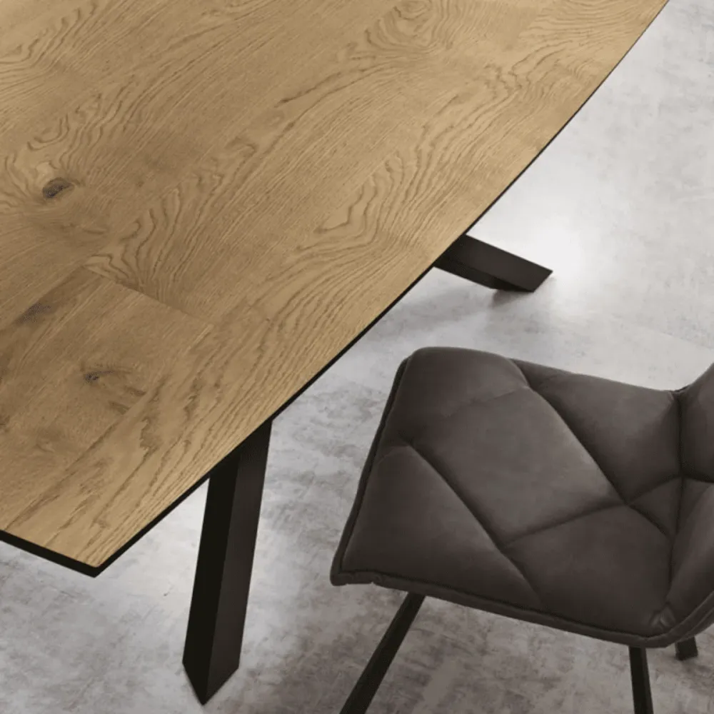 Premium Tavolo innovativo fisso da pranzo "Alan" con base metallo e piano rovere