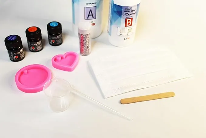 Kit per Portachiavi Resina + Resina iCrystal – Resina epossidica Trasparente Effetto Cristallo + 2 stampi Resina +Glitter