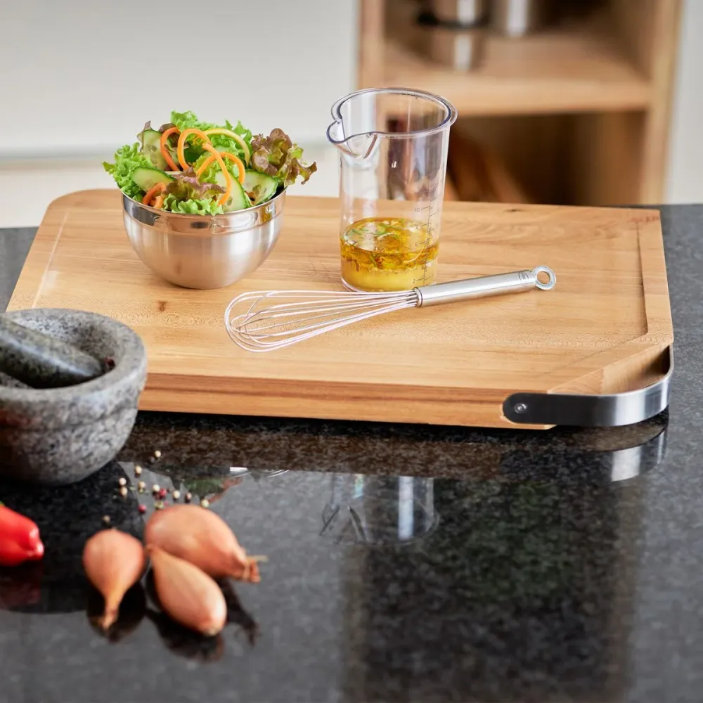 Tagliere legno di olmo con manico acciaio inox Rösle