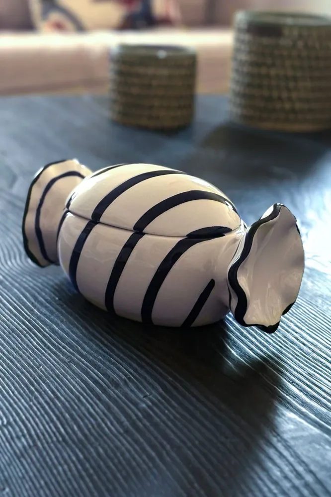 Scatola con Design Caramello Bianco e Nero