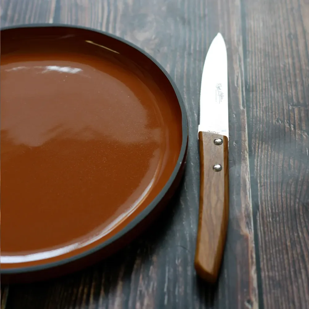 Coltello da tavola Roger Orfevre microseghettato con manico olivo