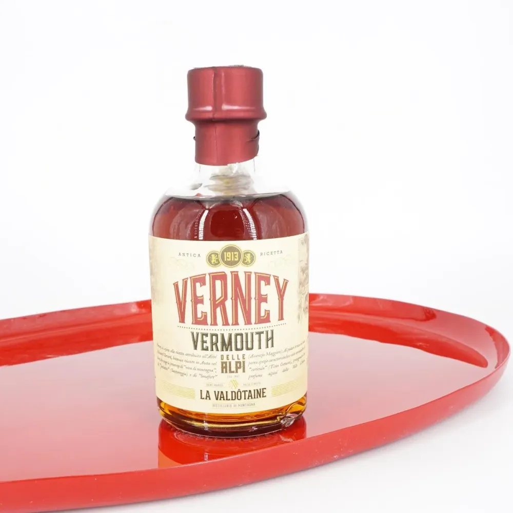 Bottiglia distillato VERMOUTH