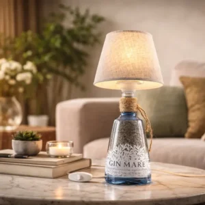 Lampada Gin Mare Classic con Sabbia - Bottiglia Upcycled (incisione personalizzata)