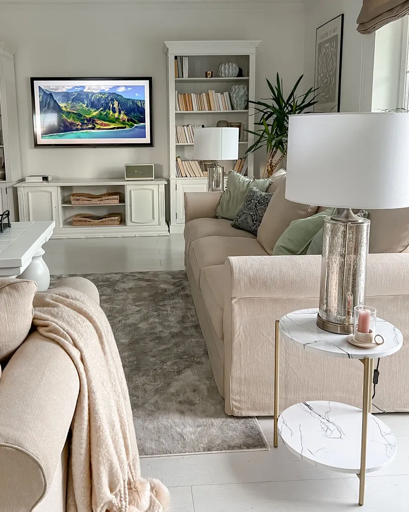 Design Moderno e Funzionale Marble Effect Side Table White Gold REVA