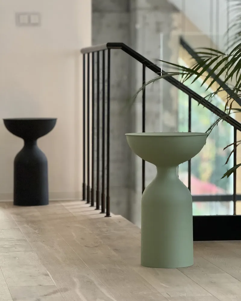 Metal Side Table Green COTA