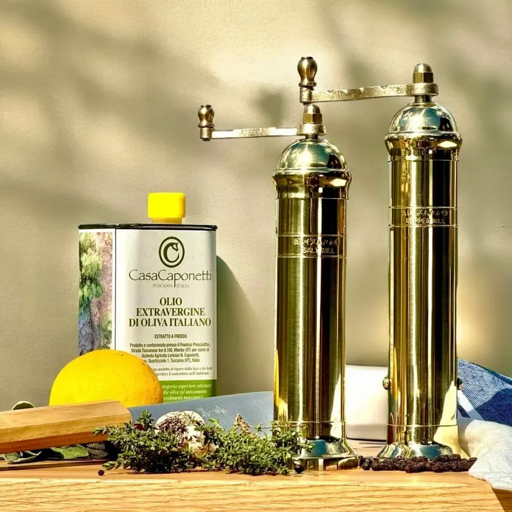 Nordic Brass Mill - macina sale e pepe ottone senza incisioni. Alexander Handcrafted Mills