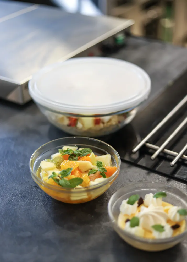 Freshbox - Contenitore rotondo con coperchio bianco 1,59 L