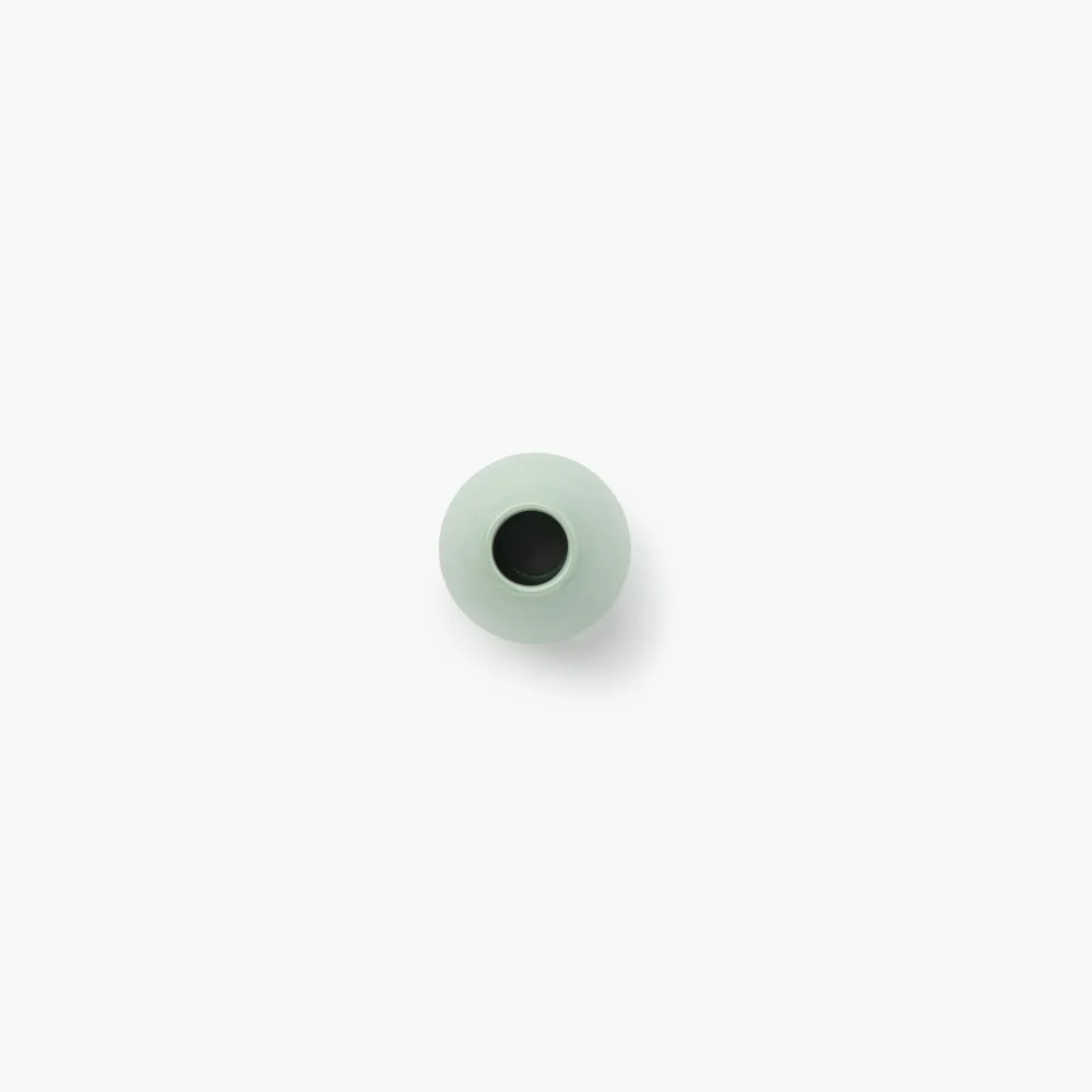 Grande supporto per frusta matcha chasen-naoshi celadon ⋅ Touga