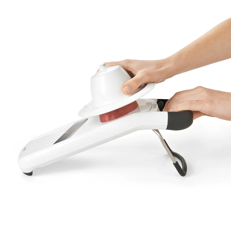 OXO Good Grips Mandolina semplice con lama acciaio 3 spessori di taglio regolabile con lama per Julienne