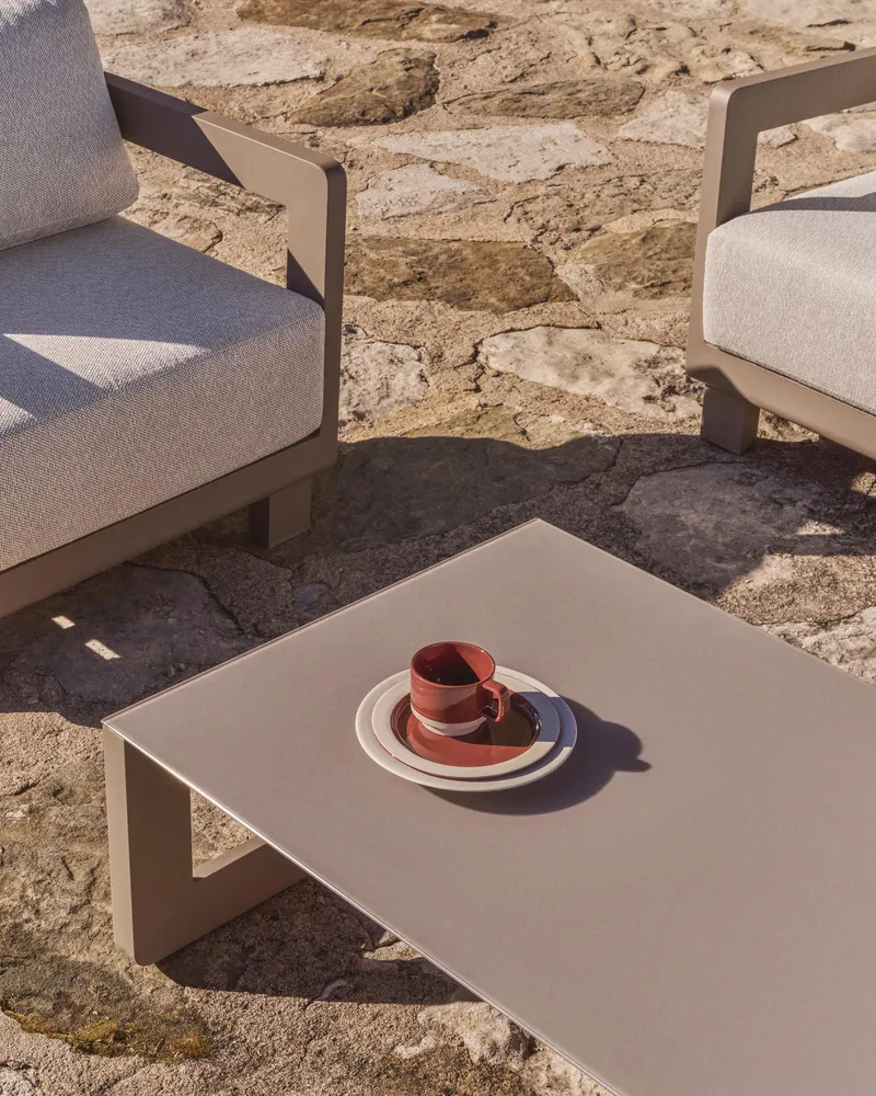 Piatto Doren ceramica di colore rosso granato