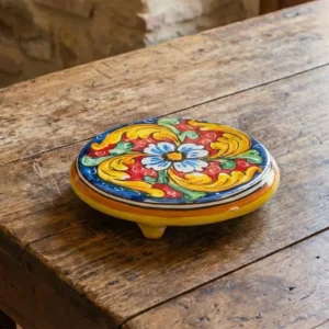 Porta caffettiera ceramica decorata mano da ceramisti siciliani fiore rosso art 20
