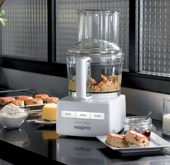 Robot Compact 3200 XL