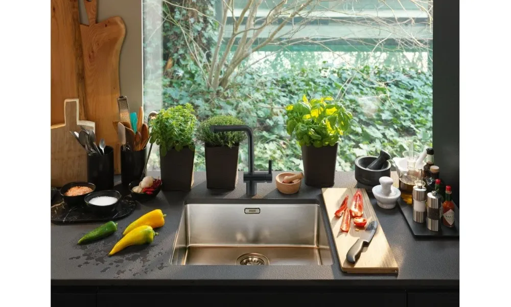 Rubinetto da cucina Atlas Neo nero Franke 115.0550.424