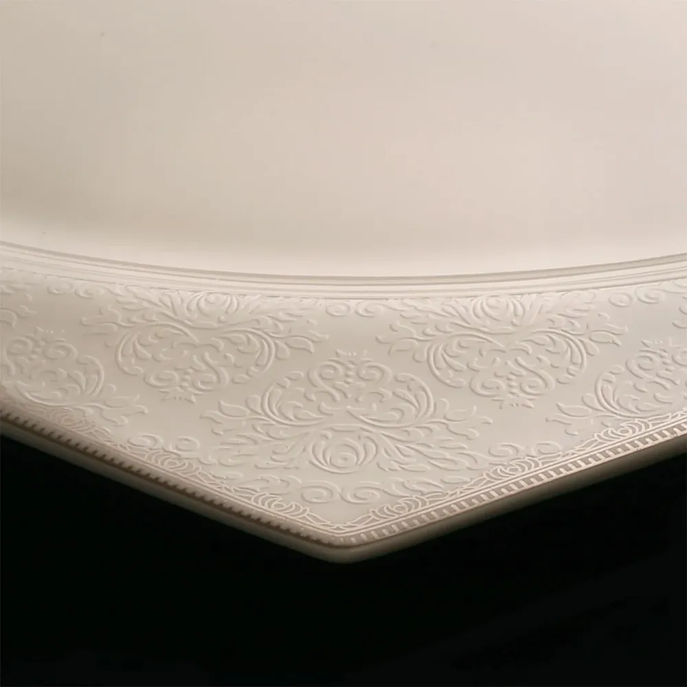 Servizio piatti quadrato con decoro contemporaneo filo argento - Clara
