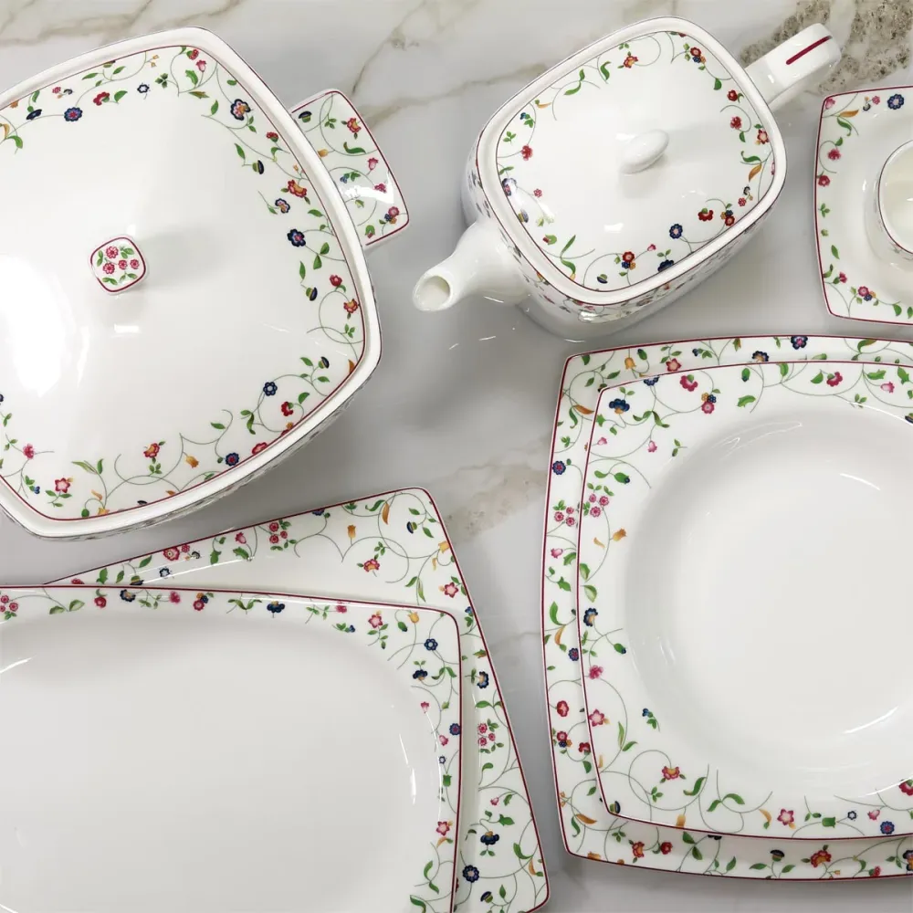 Servizio piatti quadrato con decoro floreale fine bone china - Flavia