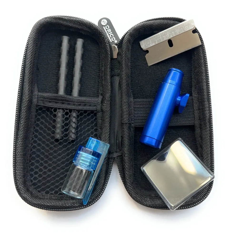 SET Carbon To-Go Blu – Il tuo elegante kit tutto--uno per essere movimento!