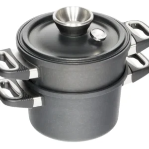 Set di pentole, padelle, bottiglie d'acqua e contenitori per cucinare. Induk.D20cm, Vaporiera/Coperchio