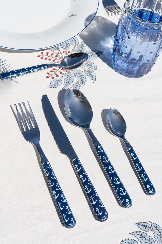 Set di posate dal design con ancoraggio da 24 pezzi
