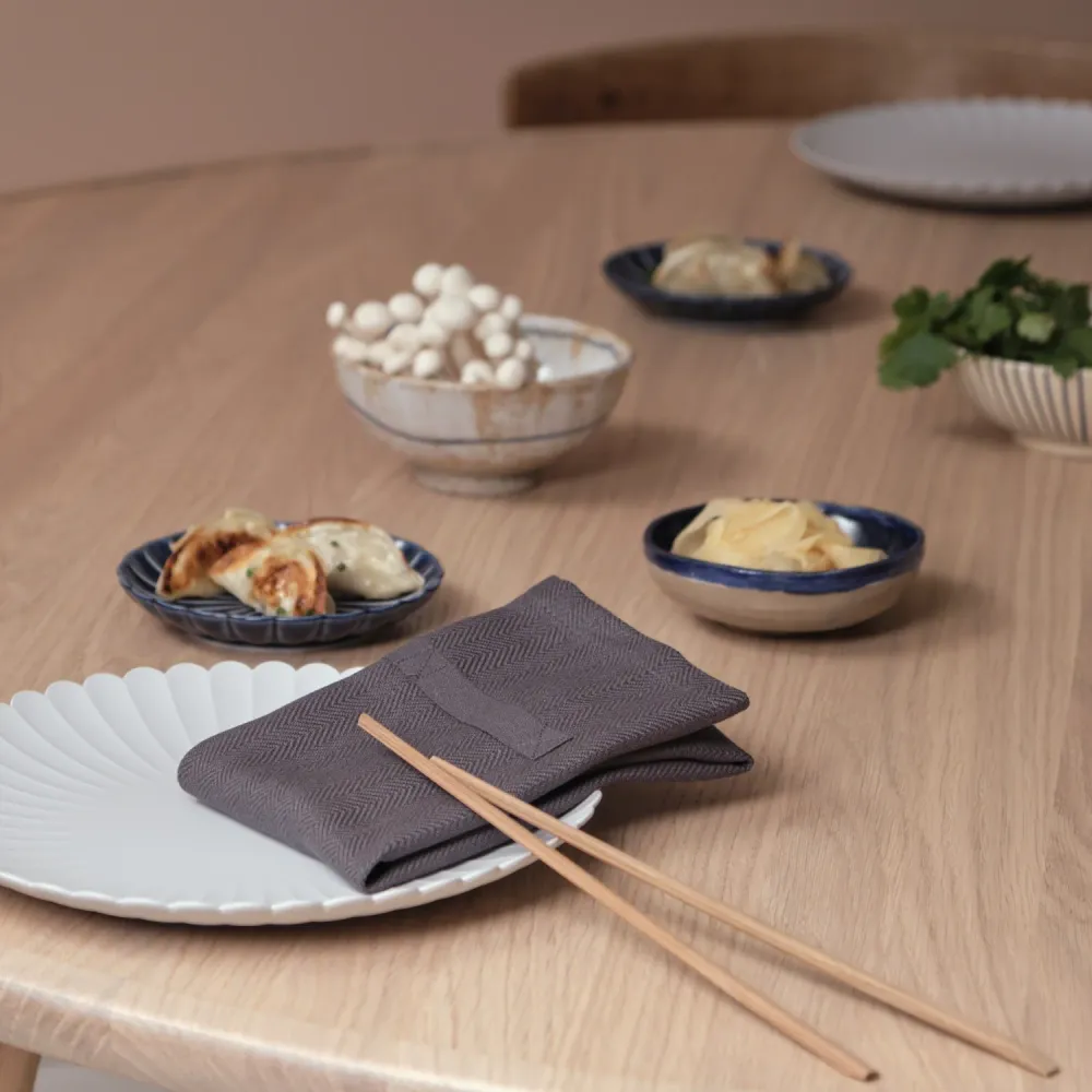 Set tavola composto da 4 tovaglioli stoffa 35x40 cm cotone biologico grigio scuro
