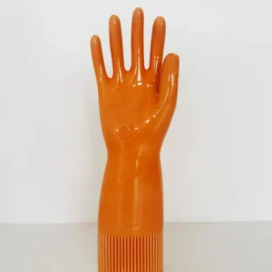 Stampo ceramica/ guanto Pirelli Prod. italiana, 1980
