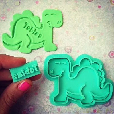 Stampo per biscotti forma di Dinosauro con nome personalizzabile