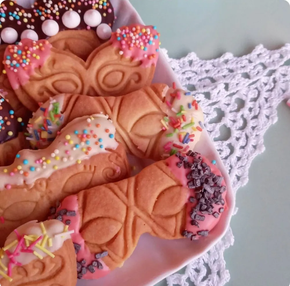 Stampo per biscotti forma di Maschera Carnevale 4