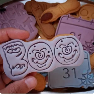 Stampo per biscotti forma di Spavento Boo Halloween (2 pz)