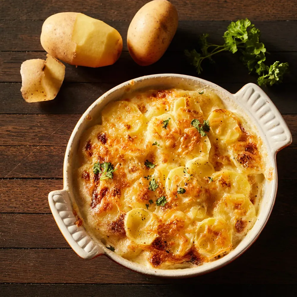 Stampo rotondo ceramica e piatto Le Creuset