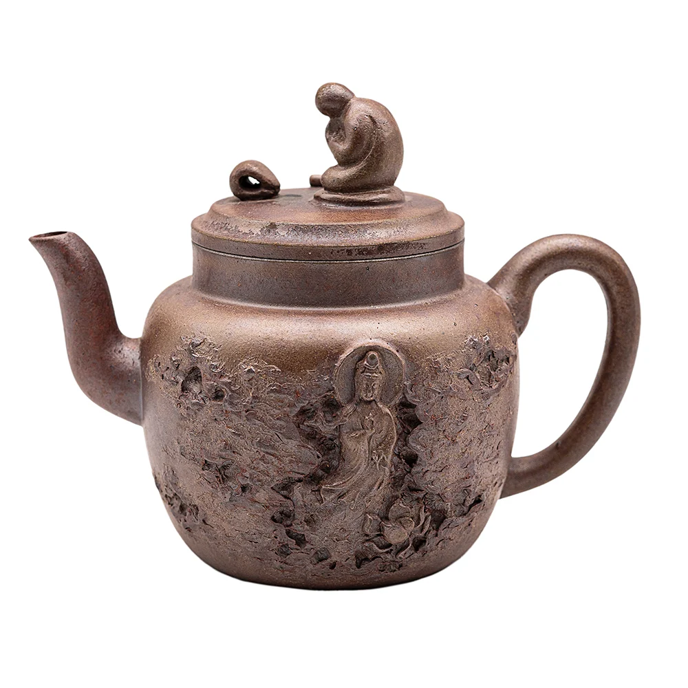 Teiera argilla Yixing forma di figura con coperchio piatto, cotta al legno # 94798
