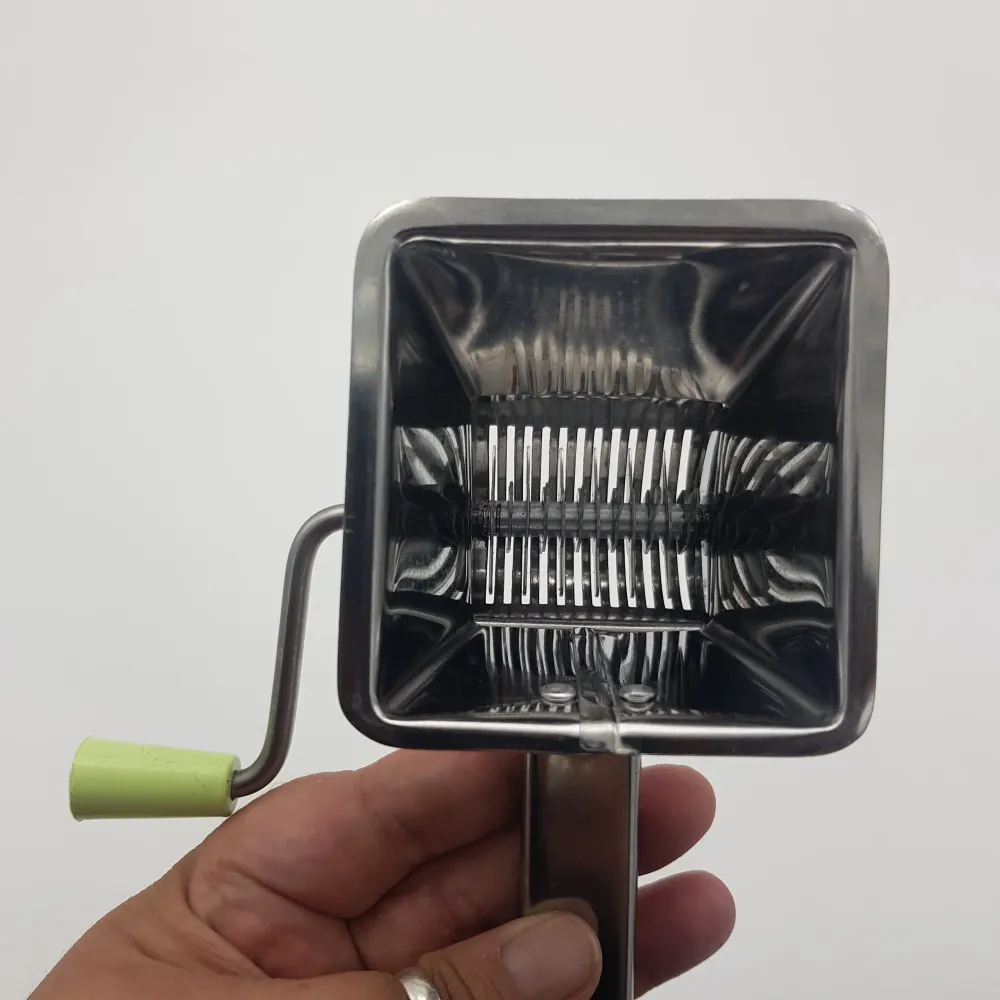Tritaprezzemolo inox Omra