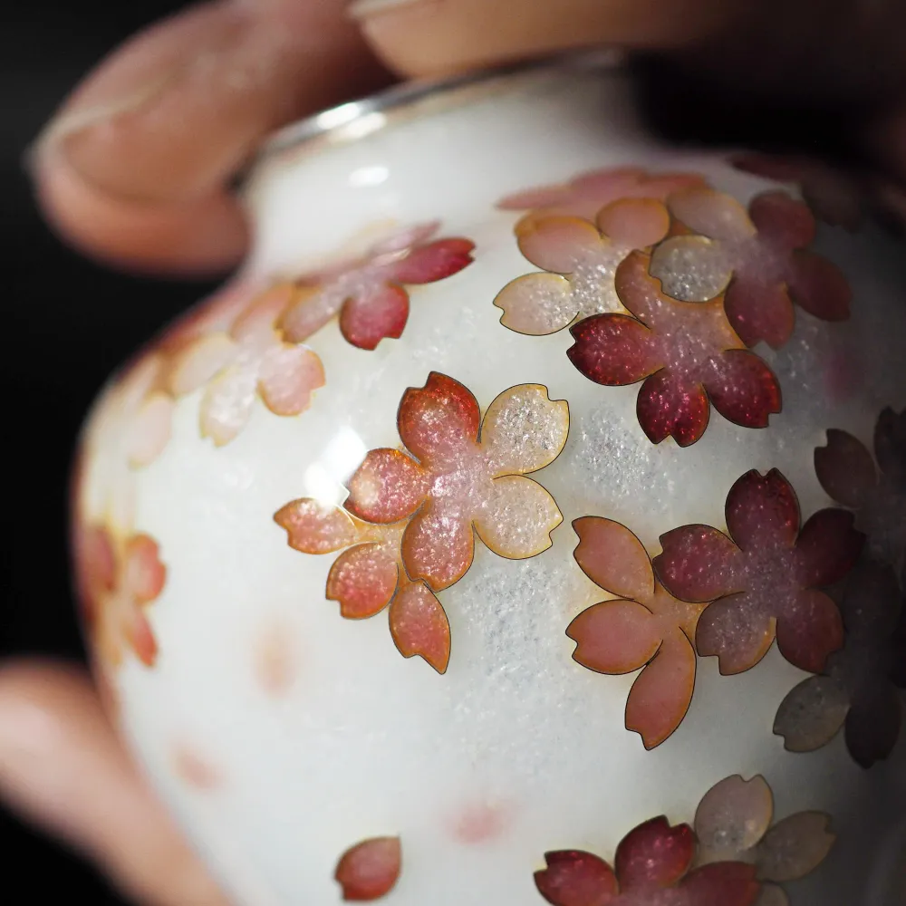 Vaso rotondo / fiori di ciliegia