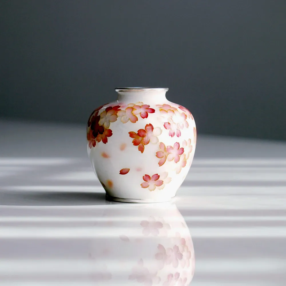 Vaso rotondo / fiori di ciliegia