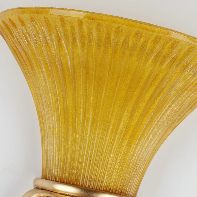 Lampada da parete per comodino con paralume svasato, moderna vetro ambrato da 16"/20,5" con 1 lampadina, finitura bronzo,...