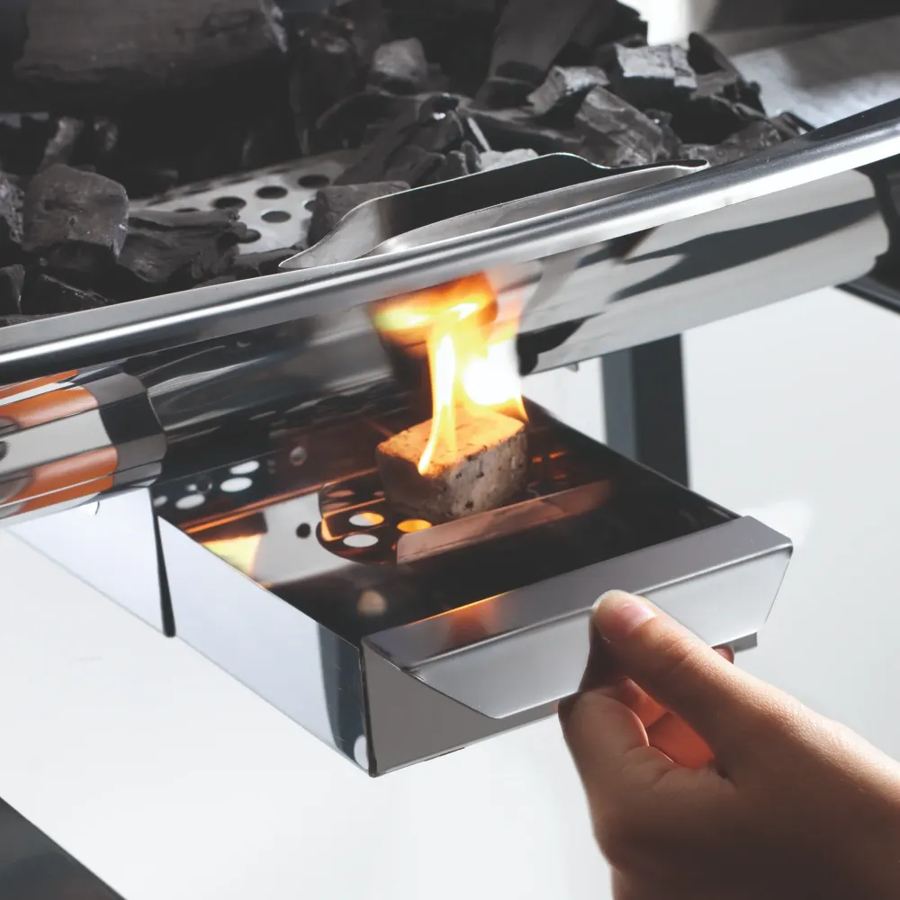 Ompagrill Barbecue Carbonella Con Coperchio e Carrello Con Doghe Legno Massello