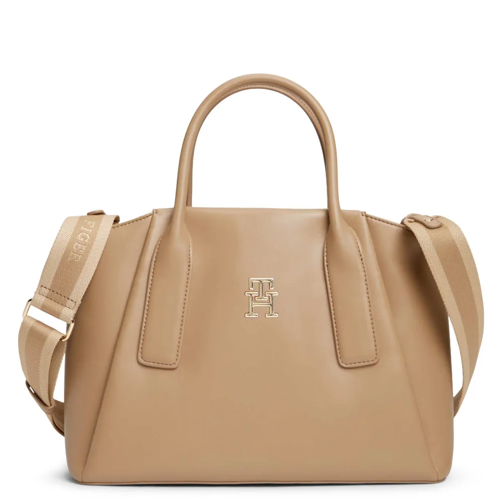 TH ESSENTIAL SATCHEL