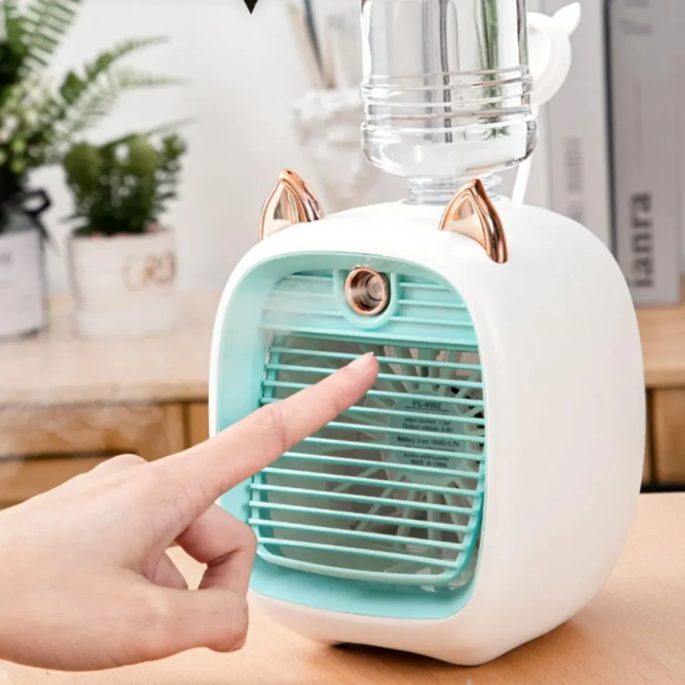 Mini Condizionatore d'Aria Portatile con Ventilatore, Umidificatore e Spray - 3 Velocità, USB Ricaricabile, Ideale per Cas...