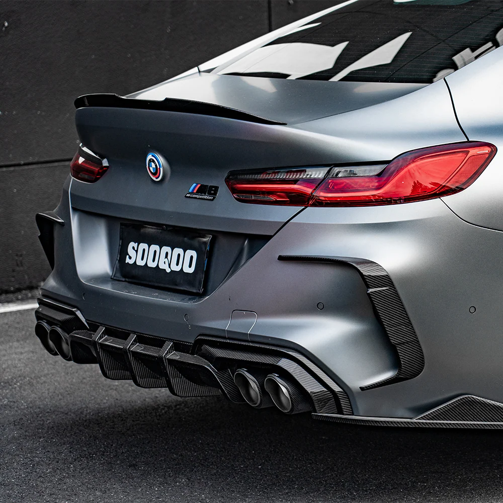 Prese d'aria posteriori Dry Carbon stile SQ per BMW M8 (F91 F92)