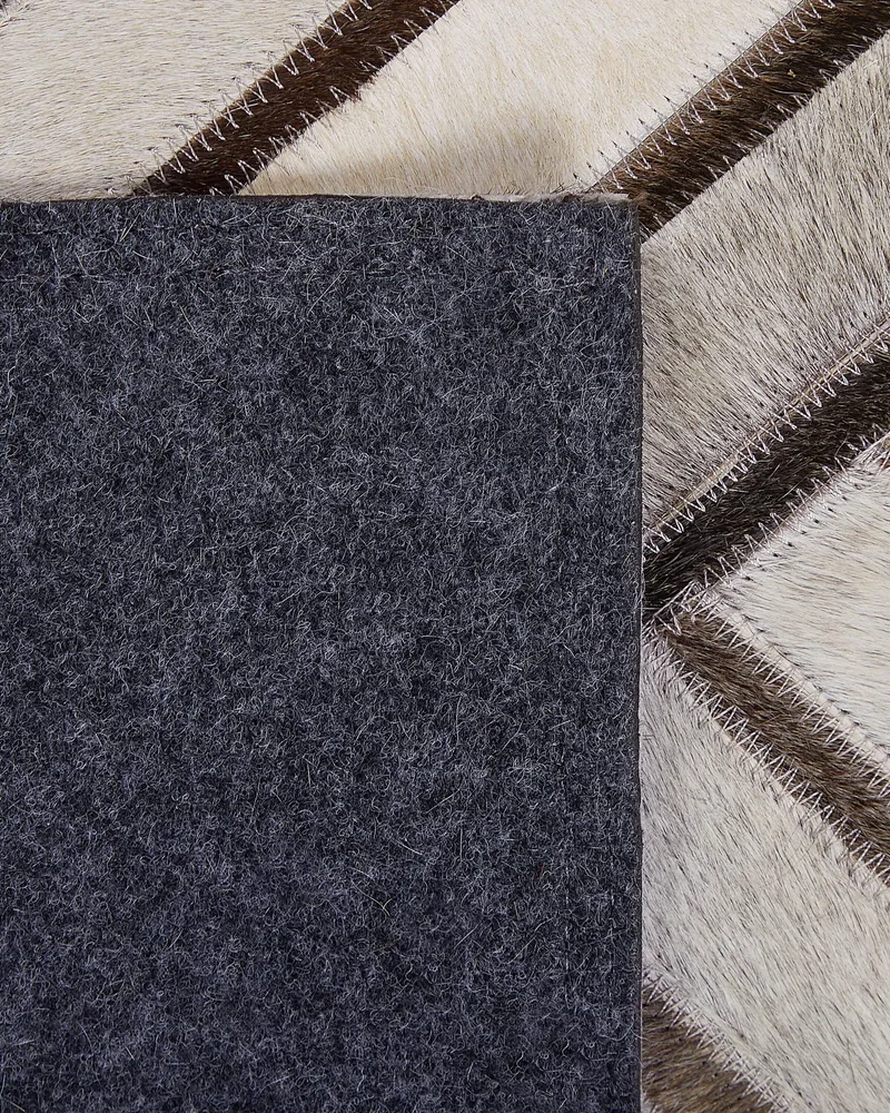 Cowhide Area Rug 140 x 200 cm Crema TEKIR