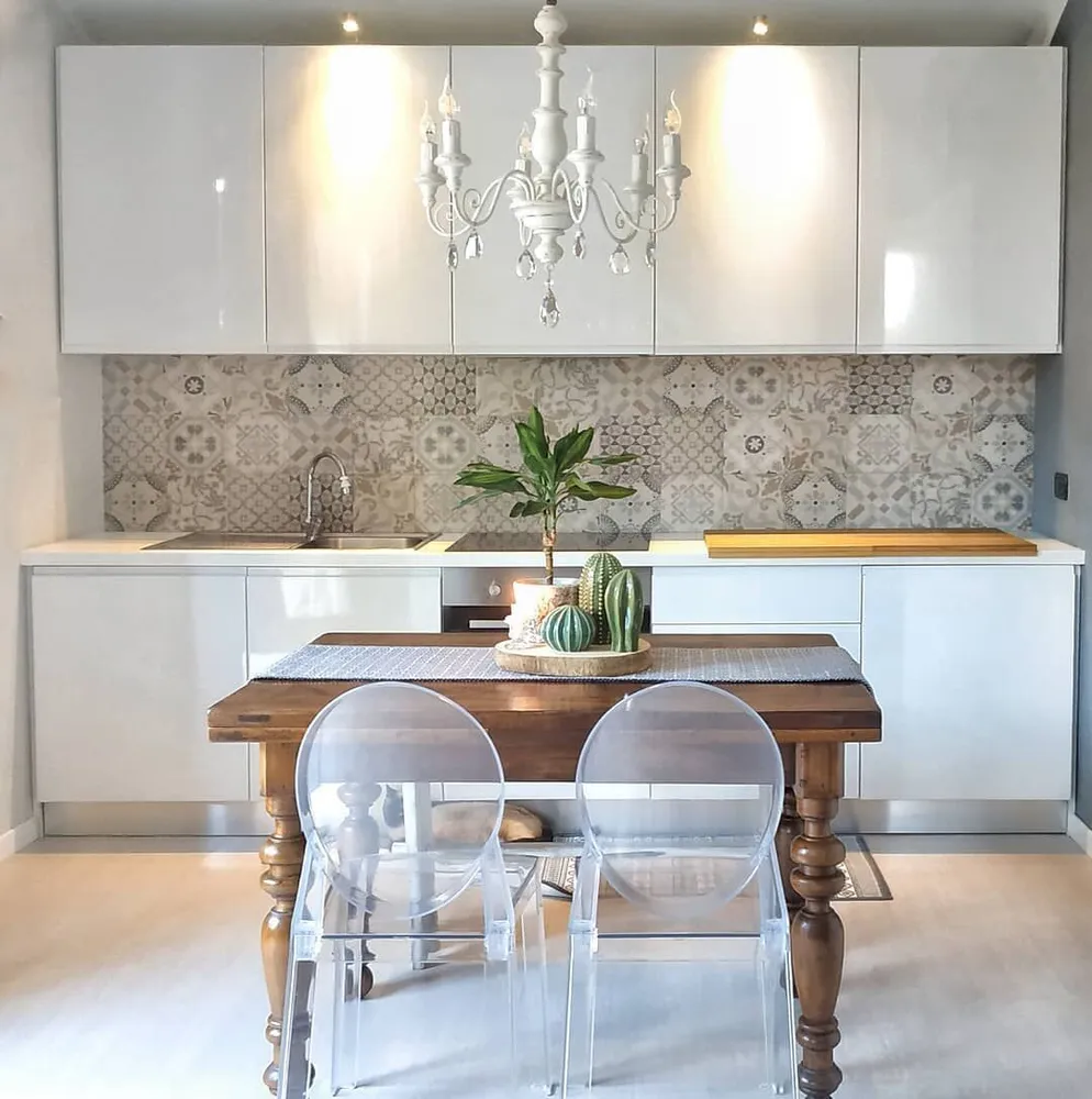 Set di 4 sedie acrilico trasparente MERTON