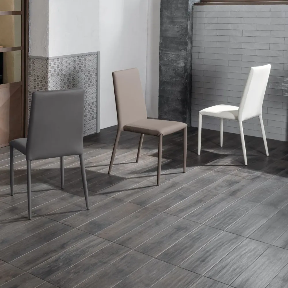 Set di sedie imbottite "Lavanda" moderne similpelle da soggiorno impilabili cm 42x40 96h