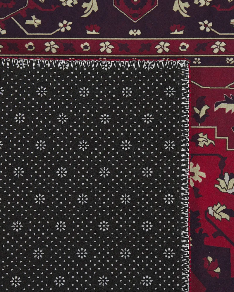 Runner Rug 70 x 200 cm Red VADKADAM