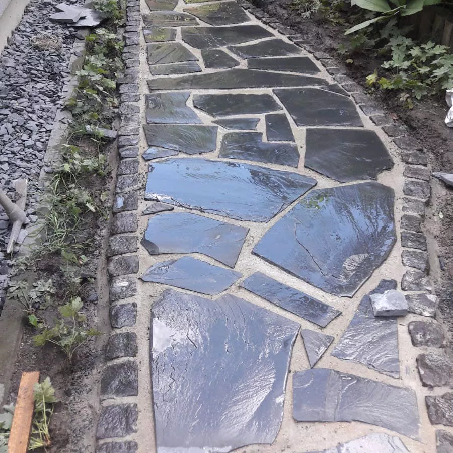 20 m² Piastre poligonali Ardesia Negra 2-4 cm 61,50 €/m² Spese di spedizione gratuite