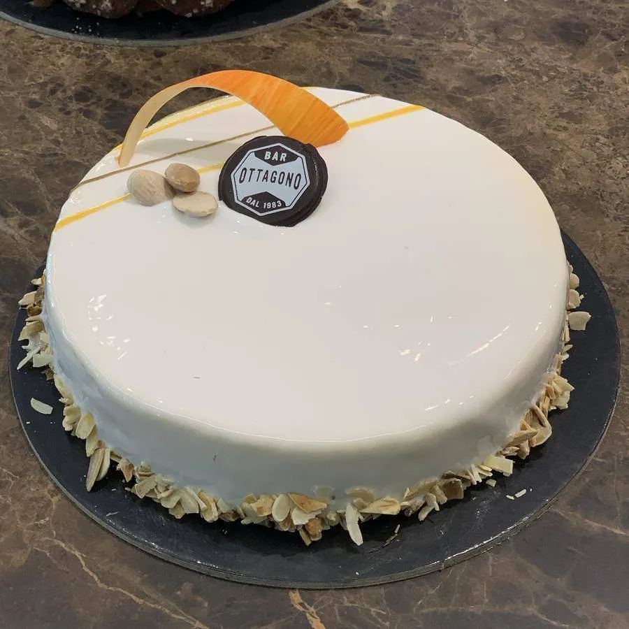 Torta Sikula ( Mandorla, Pistacchio & Mandarino) consegna locale 🛵