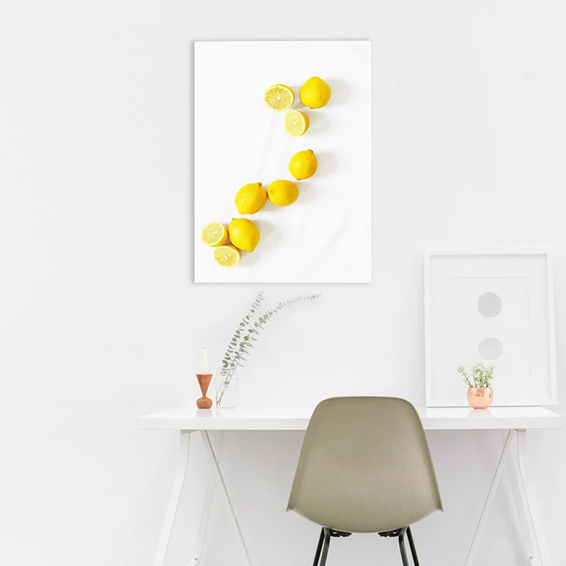 Decorazione da parete gialla strutturata su tela con stampa artistica contemporanea Sour Lemon per il bagno