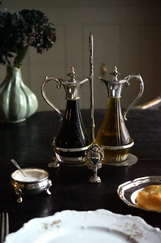 Set olio e ampolla vetro e argento Co