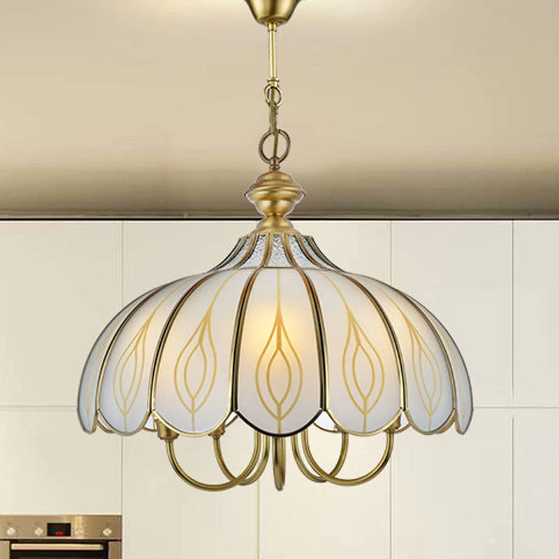 Lampadario sospensione vetro bianco smerlato Lampadario coloniale 3/4/5 luci per sala da pranzo con Design Moderno
