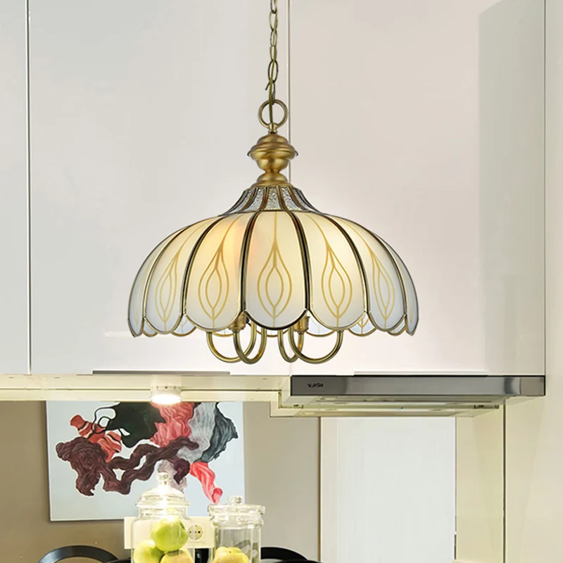 Lampadario sospensione vetro bianco smerlato Lampadario coloniale 3/4/5 luci per sala da pranzo con Design Moderno