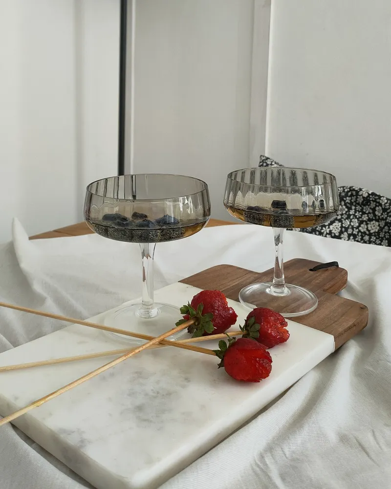 Set 4 Champagne Saucers QUARTZ Grey